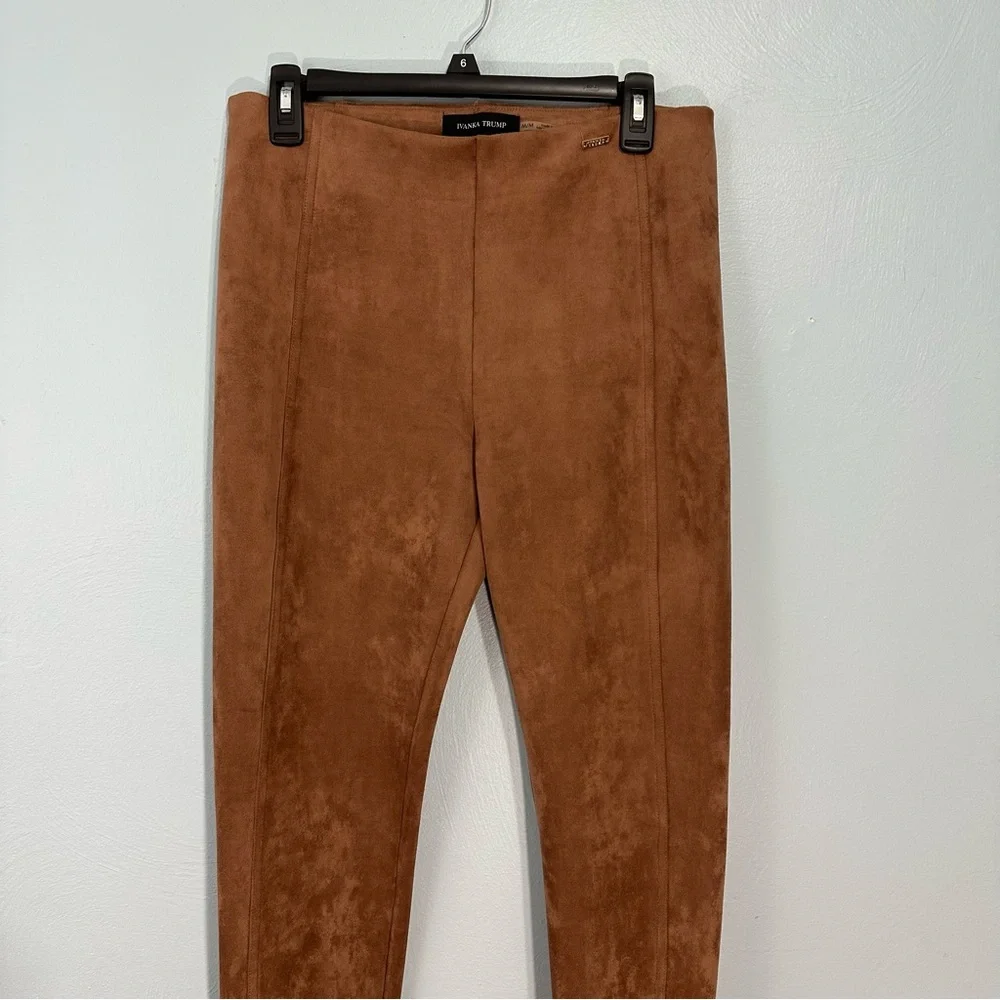 Ivanka Trump Faux Suede Skinny Pants Camel Tan Size Medium EUC High Rise Stretch